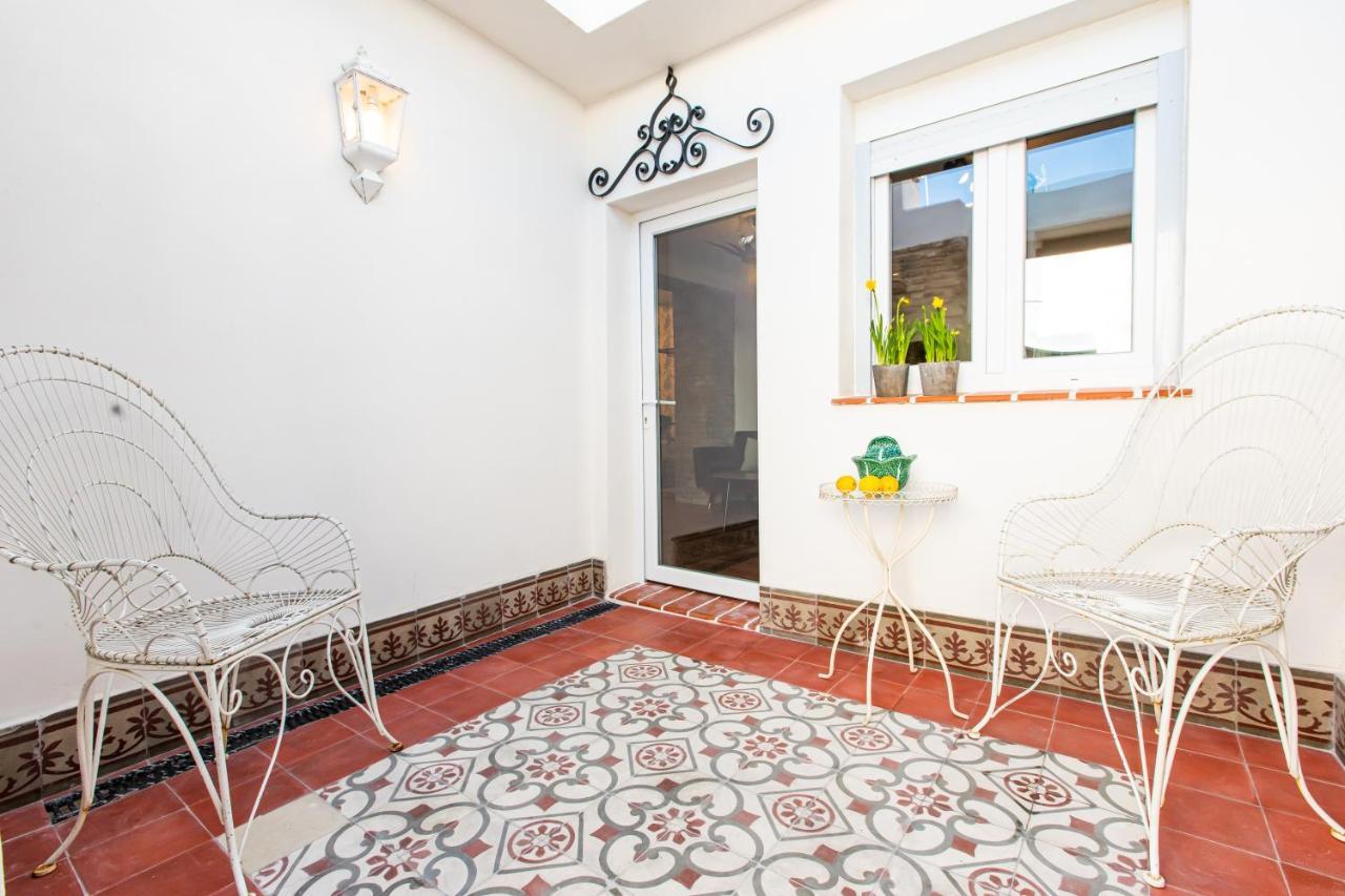 Apartamentos Gaviota Valencina de la Concepción Eksteriør billede