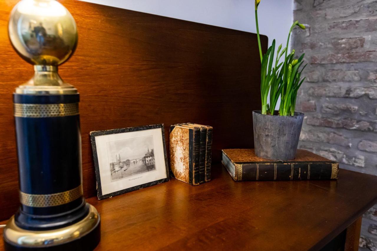 Apartamentos Gaviota Valencina de la Concepción Eksteriør billede